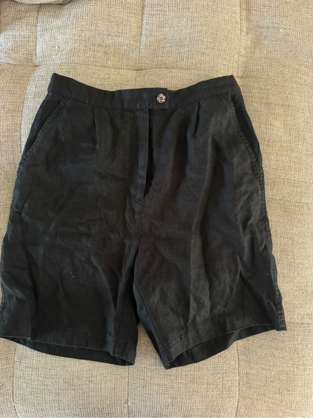 High-Waist Black Women's Pleated Shorts